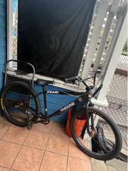 Throne 27.5 Bike