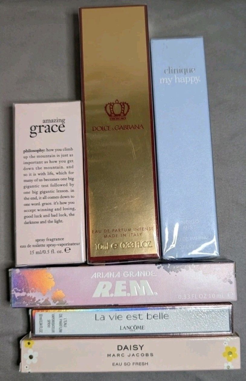 Brand New Brand Name Travel Set Of Perfumes