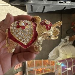 Elephant Trinket 