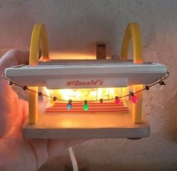 Mc Donald's light up store light