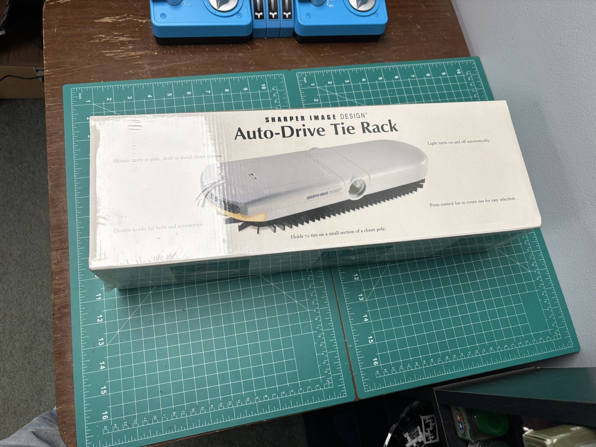 Sharper Image Auto-Drive Tie Rack New