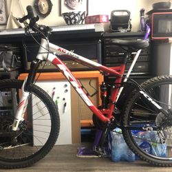 KHS XC-104 Full Suspension Mountain Bike