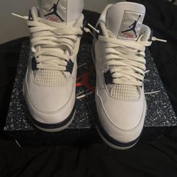 jordan 4 midnight navy size 10.5