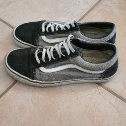 Vans Old Skool Classic Skate Shoes