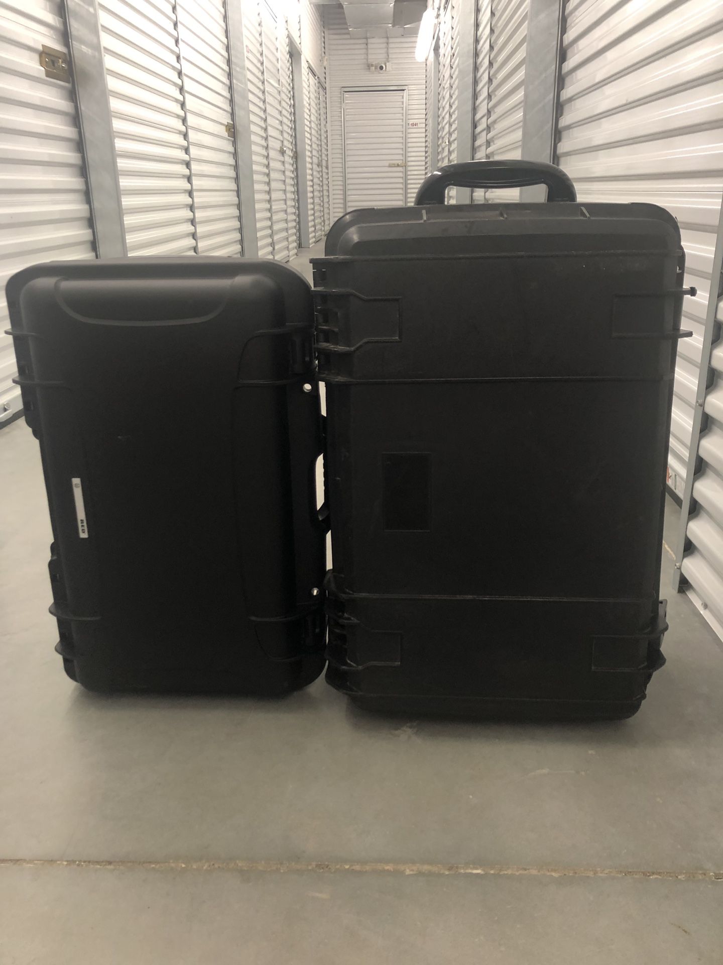 2 hard shell drone case with accessories NO DRONE