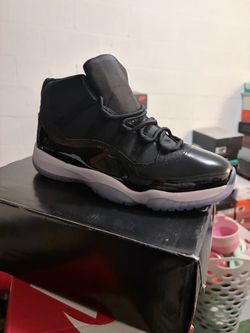 Jordan Black Patent Sneaker size 8,9,10,11,12
