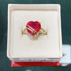 10k Heart Ring 