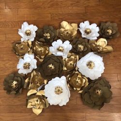 PAPER FLOWERS 