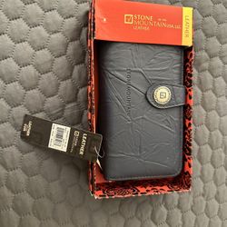 New Stone Mountain Wallet 