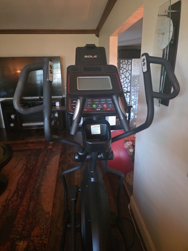 Elliptical SOLE E55  For Sale,  like new  Never Used 