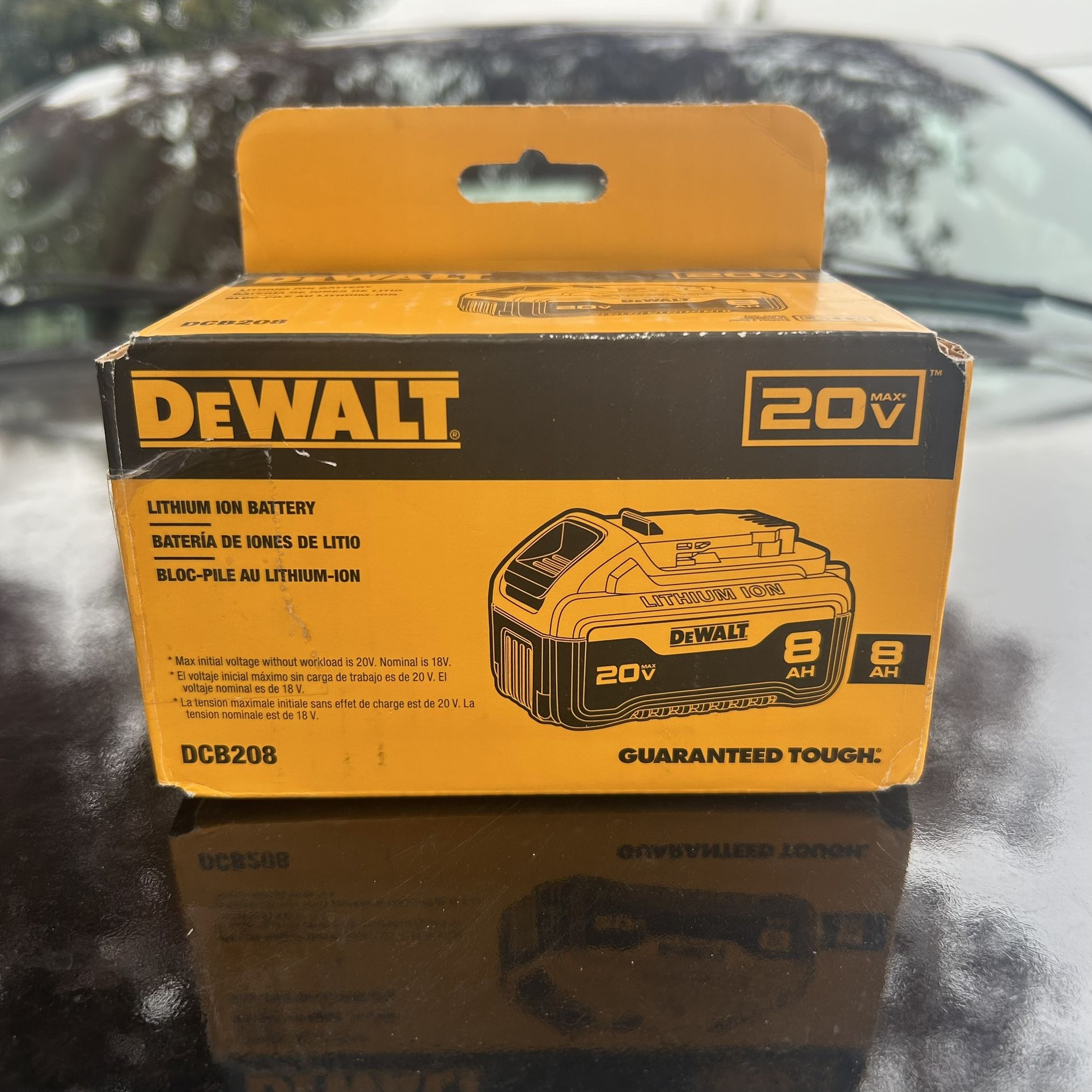 DEWALT 20 -Volt 1 -Pack Lithium-ion ( 8 Ah Battery ) BULK AVAILABLE NEW