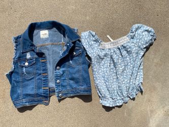Like new girls denim vest & top