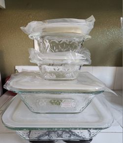 Princess House  Juego De Recipientes De  9 1/2,  6×8, y 2 de 1 taza.