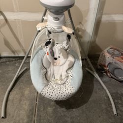Baby Snug swing