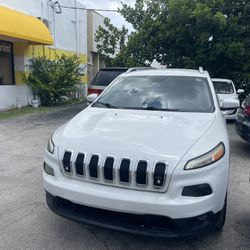 2016 Jeep Cherokee