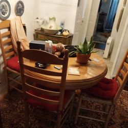 Dining Room Table With 4 Chairs