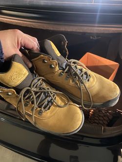 Timberland Men’s White Ledge Waterproof Hiking Boots Size 12