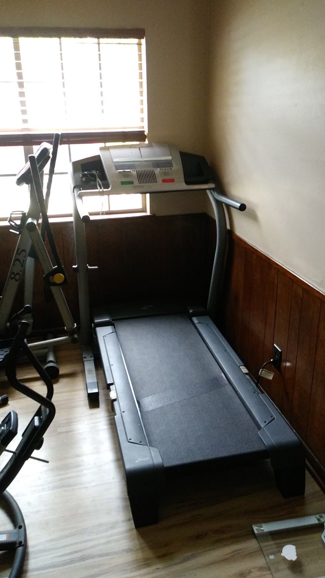 Nordic track C2255 treadmill for Sale in Spring, TX OfferUp
