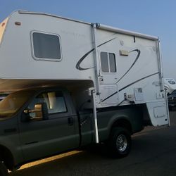 09 Winter Creek  Can Over Camper 