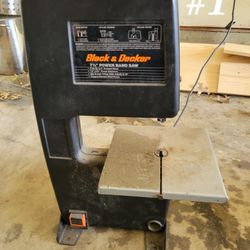 Black & Decker power band saw 