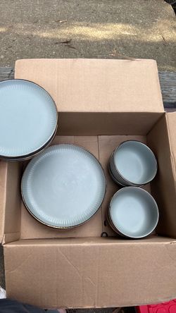 Light Blue Ceramic Dinnerware Set