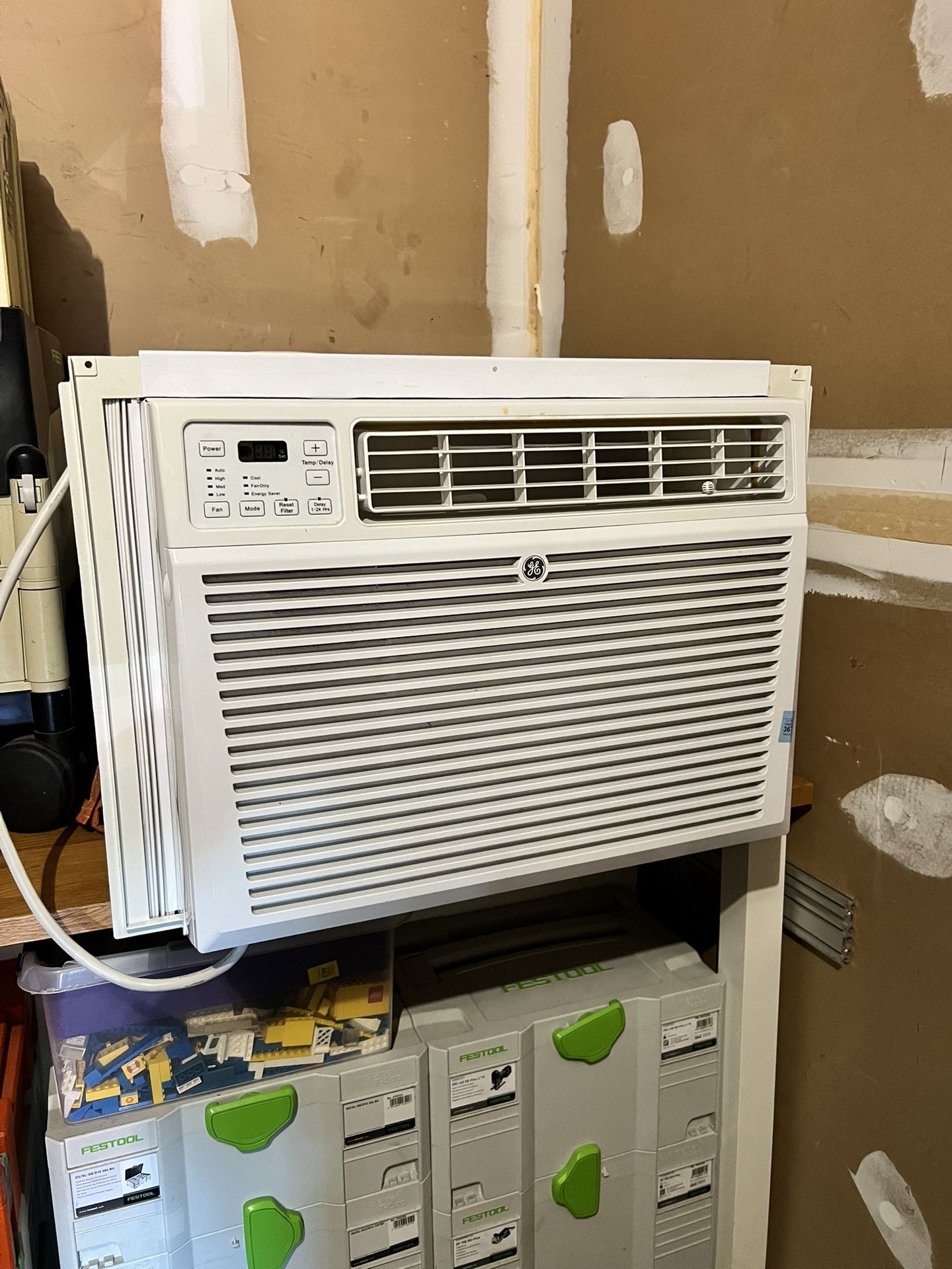 Large Room Air Conditioner: GE Energy Star 14,000 BTU