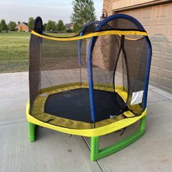 Kids Trampoline 