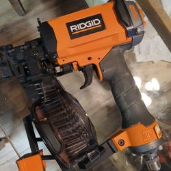 Ridgid pneumatic Roofing Nailer