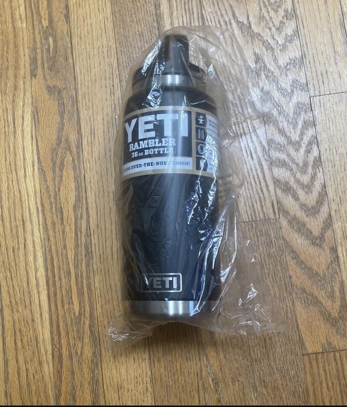 YETI Rambler 36 Ounce Bottle