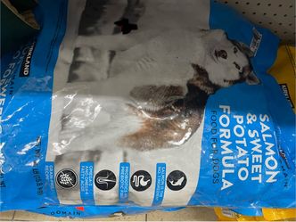 Kirkland Signature Salmon & Sweet Potato Dog Food