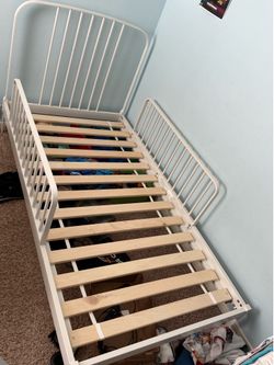 Twin Bed Frame w/ Rails