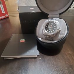 TAG Heuer Professional WK1110-1