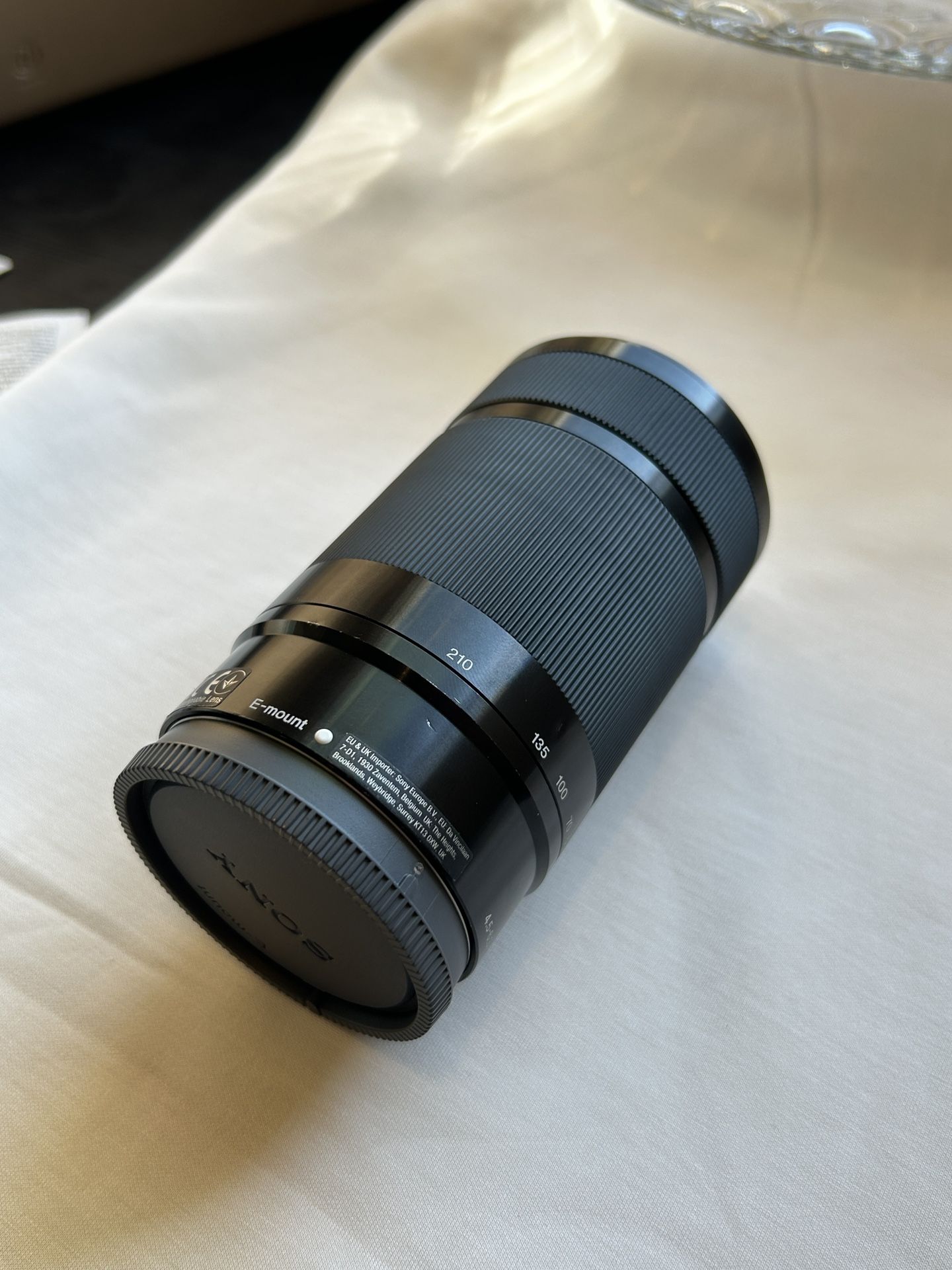 Sony E 55-210mm f/4.5-6.3 OSS E-Mount Lens