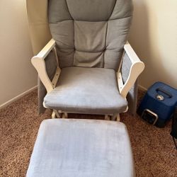 Nursery Rocking Chair 