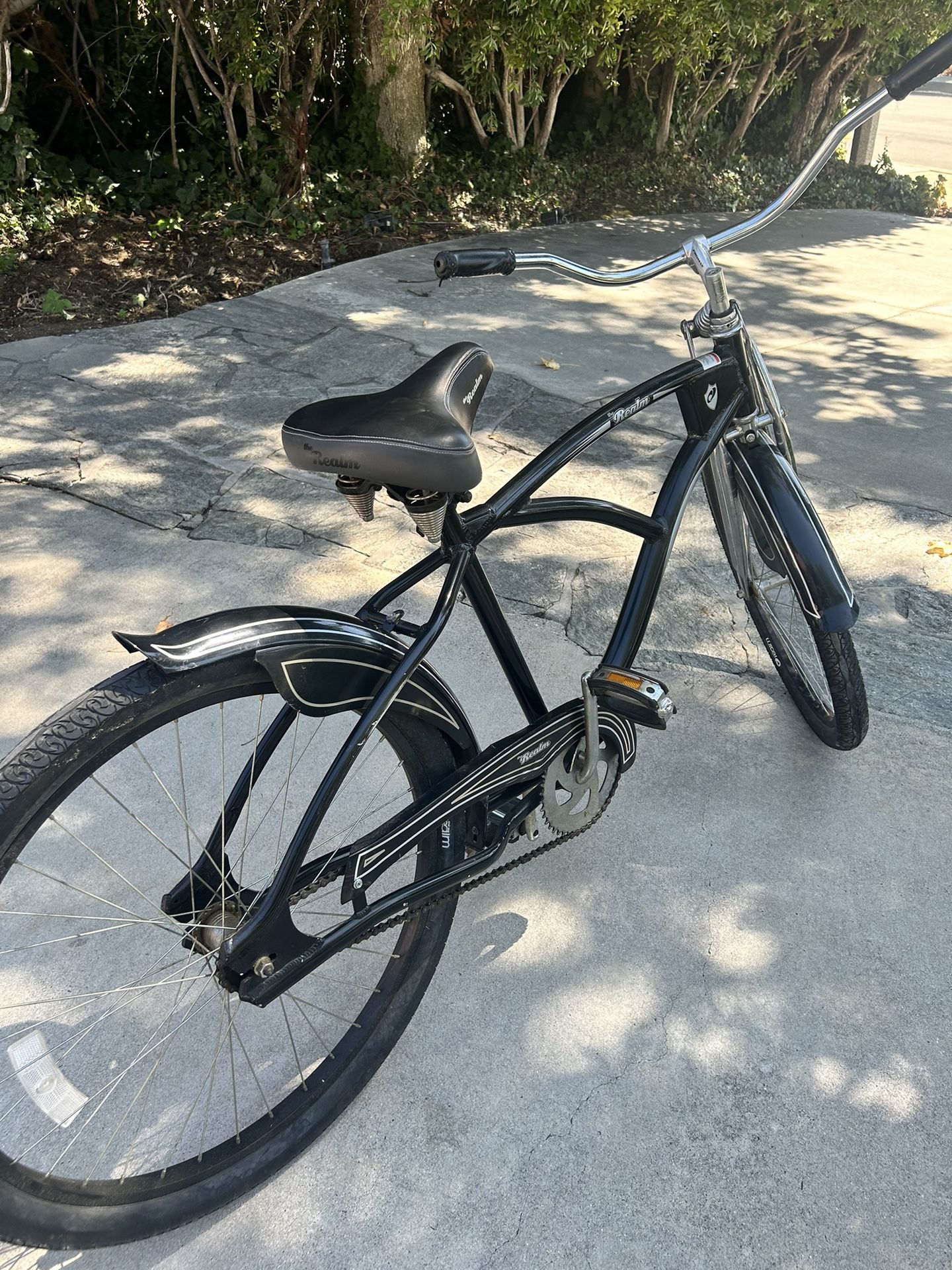 Realm Beach Cruiser Cool chromed out beach cruiser ready to ride Bikes Cycling