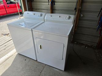 Matching  frigidaire set