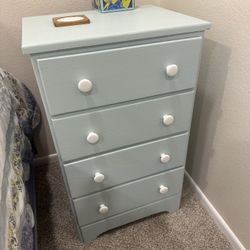 Night stand/Small Dresser