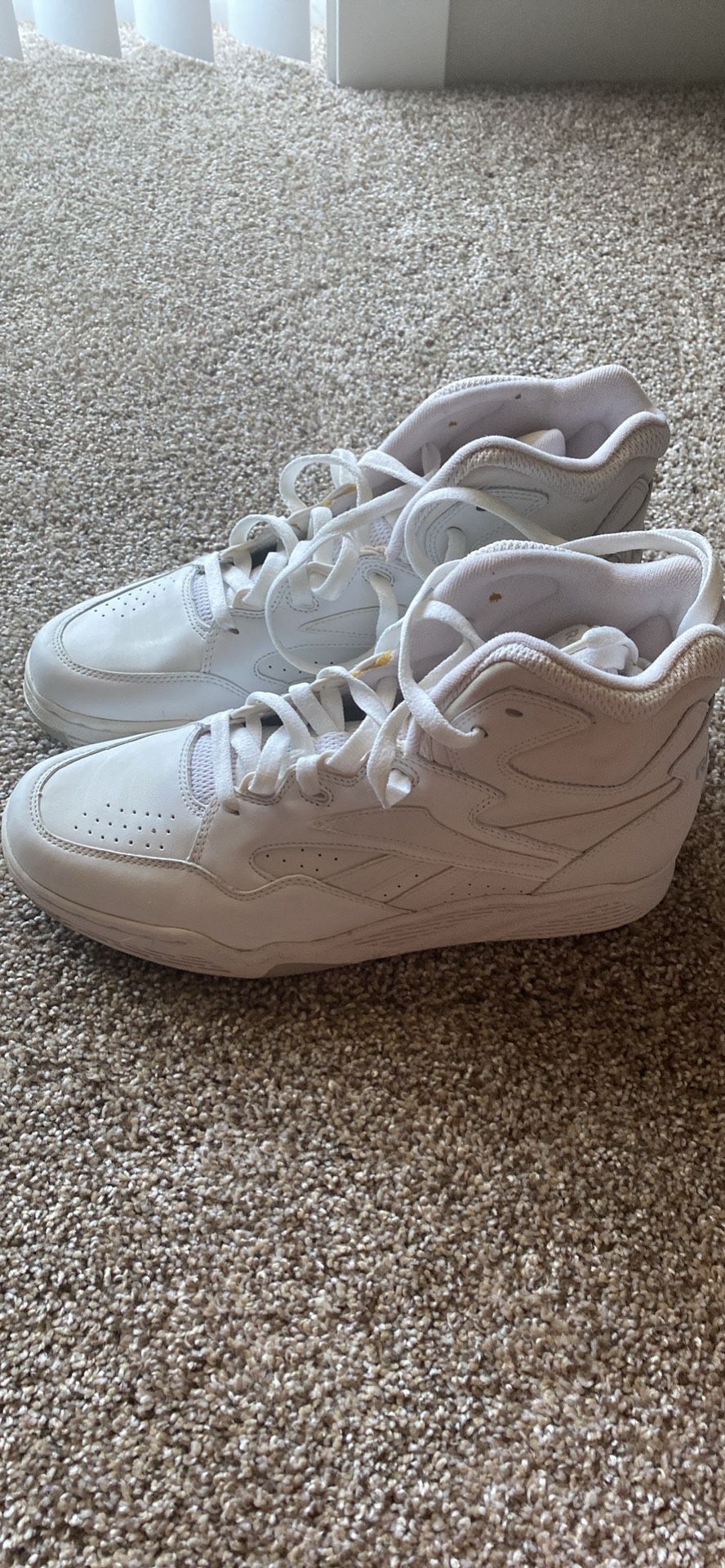 Reebok Tennis Shoes