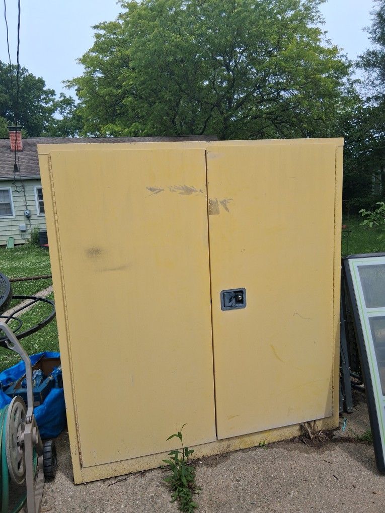 34x59x65 Hazardous Material Container