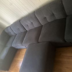 8pc Navy Sectional 
