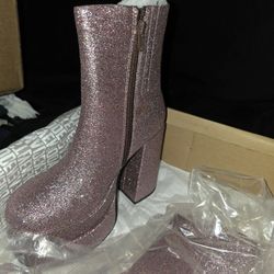 Steve Madden Corbra 6.5 Size