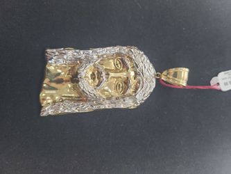 Jesus pendant