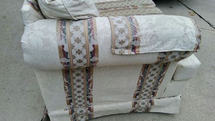 Love seat 32x52