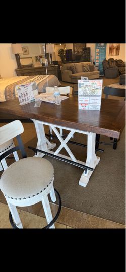 Farmhouse Table