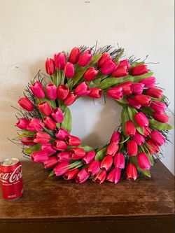 Artificial Tulip Wreath 🌷🌷 NWT 🌷🌷KIRKLAND’S HOME  💥Retail - $70+tax💥