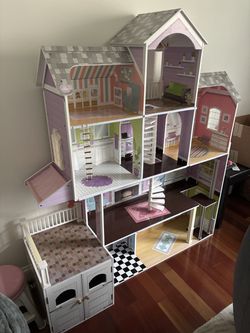 KidKraft Doll House