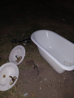 Tools and tubs,sinks