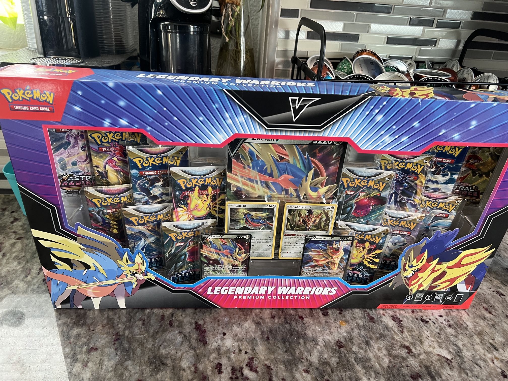 Pokemon Legendary Warrior Box Sword & Shield