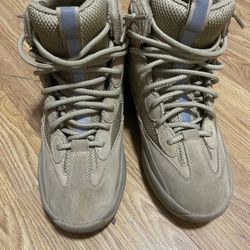 Yeezy Boots Season 7 