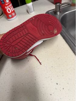 Jordan one mid